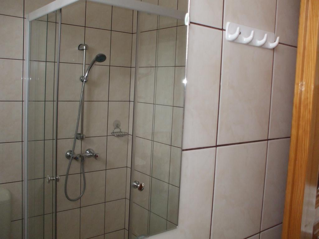 Petrovics Apartmanhaz 1 Бік Екстер'єр фото